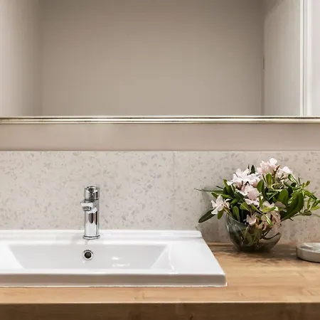 Charming Seaside House Villa Pag Town