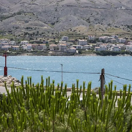 Charming Seaside House With Office Pag Town