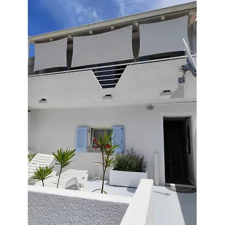 Villa Charming Seaside House With Office Pag Town