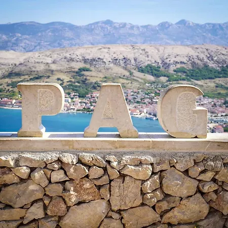 Villa Charming Seaside House *