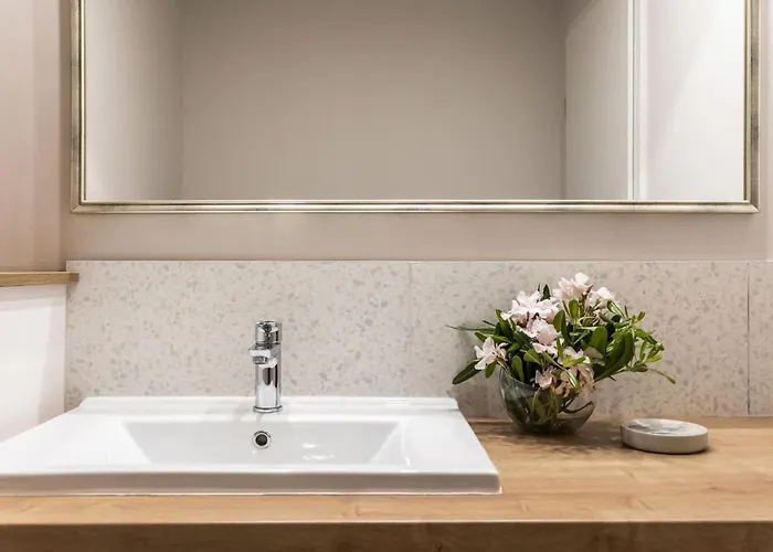 Charming Seaside House Villa Pag Town