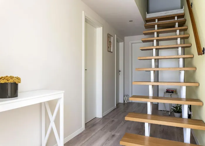 Charming Seaside House וילה פג